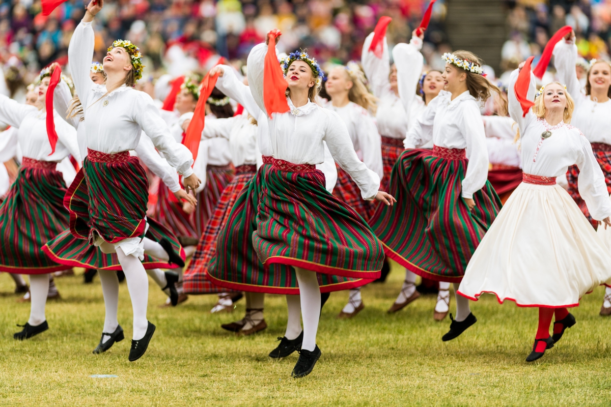 How is Midsummer's Day called on Hiiumaa and Saaremaa?