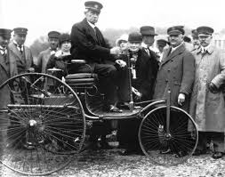 Was hat Carl Benz 1886 erfunden?